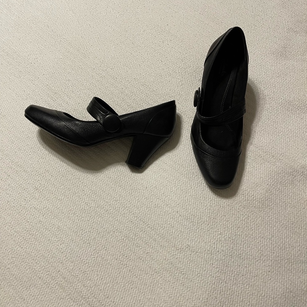 Size 12 wide